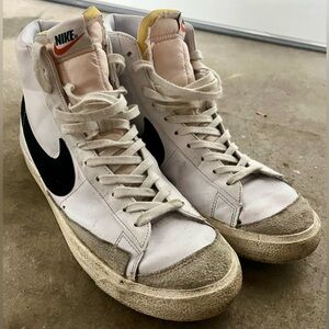 Nike Blazer ‘77 mid